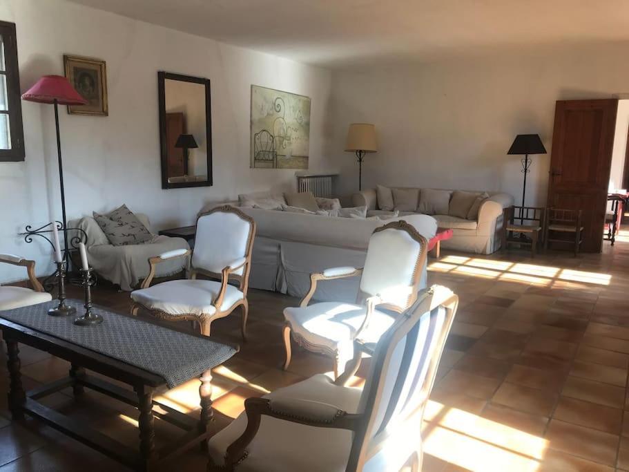 Mas De Charme En Pleine Camargue Villa แซ็ง จิลส์ ภายนอก รูปภาพ