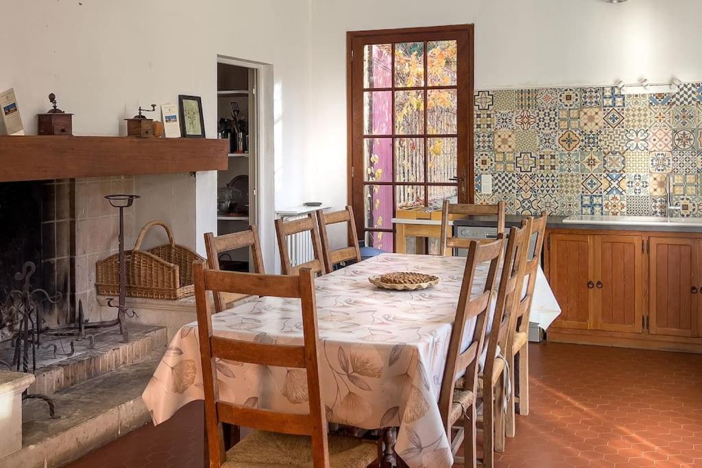 Mas De Charme En Pleine Camargue Villa แซ็ง จิลส์ ภายนอก รูปภาพ