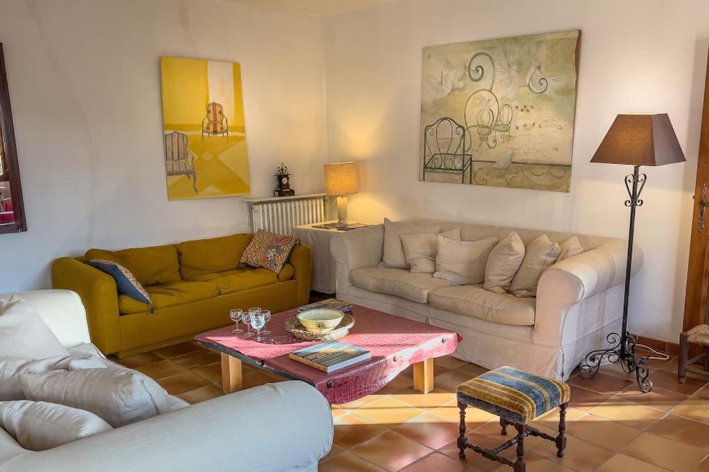 Mas De Charme En Pleine Camargue Villa แซ็ง จิลส์ ภายนอก รูปภาพ