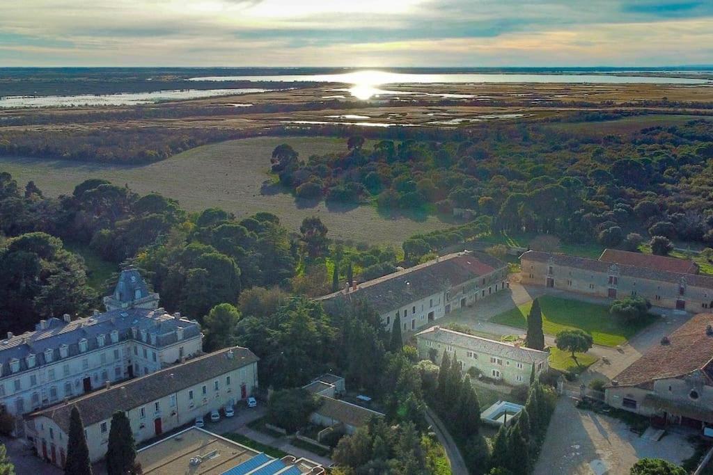 Mas De Charme En Pleine Camargue Villa แซ็ง จิลส์ ภายนอก รูปภาพ